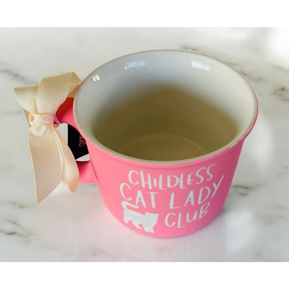 NEW Soft Pink & White Childless Cat Lady Club Cats Kitten Coffee Tea Mug - Picture 3 of 6